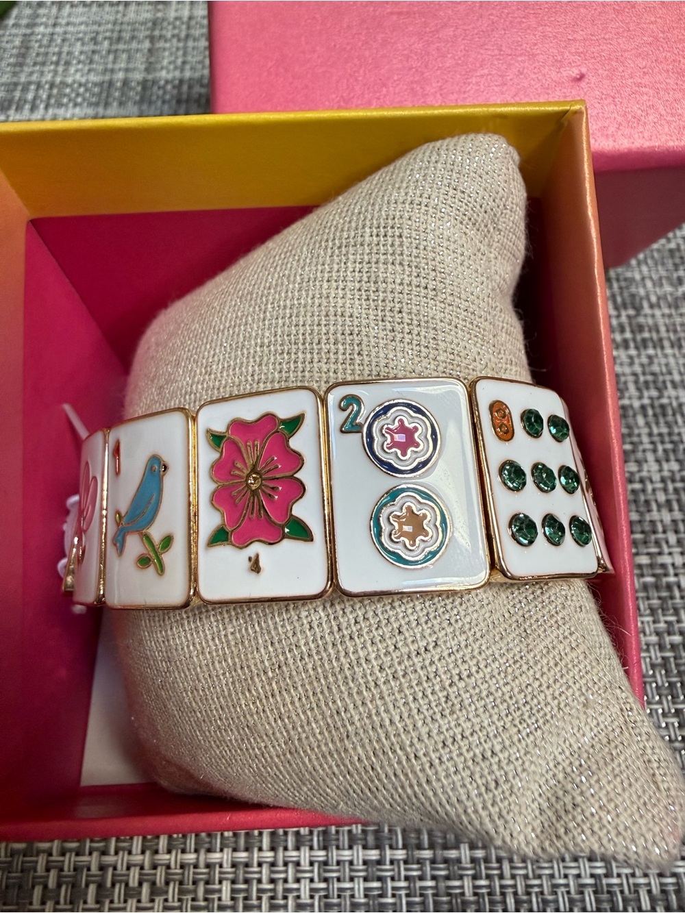 Piper K 🀄️Mahjong 🌸Enamel & Metal & gems Stretch Bracelet Gold Accents NIB - Picture 4 of 5